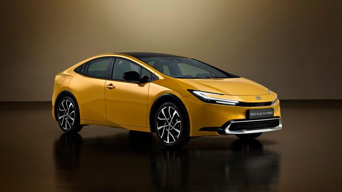     PHEV Toyota Prius  223   